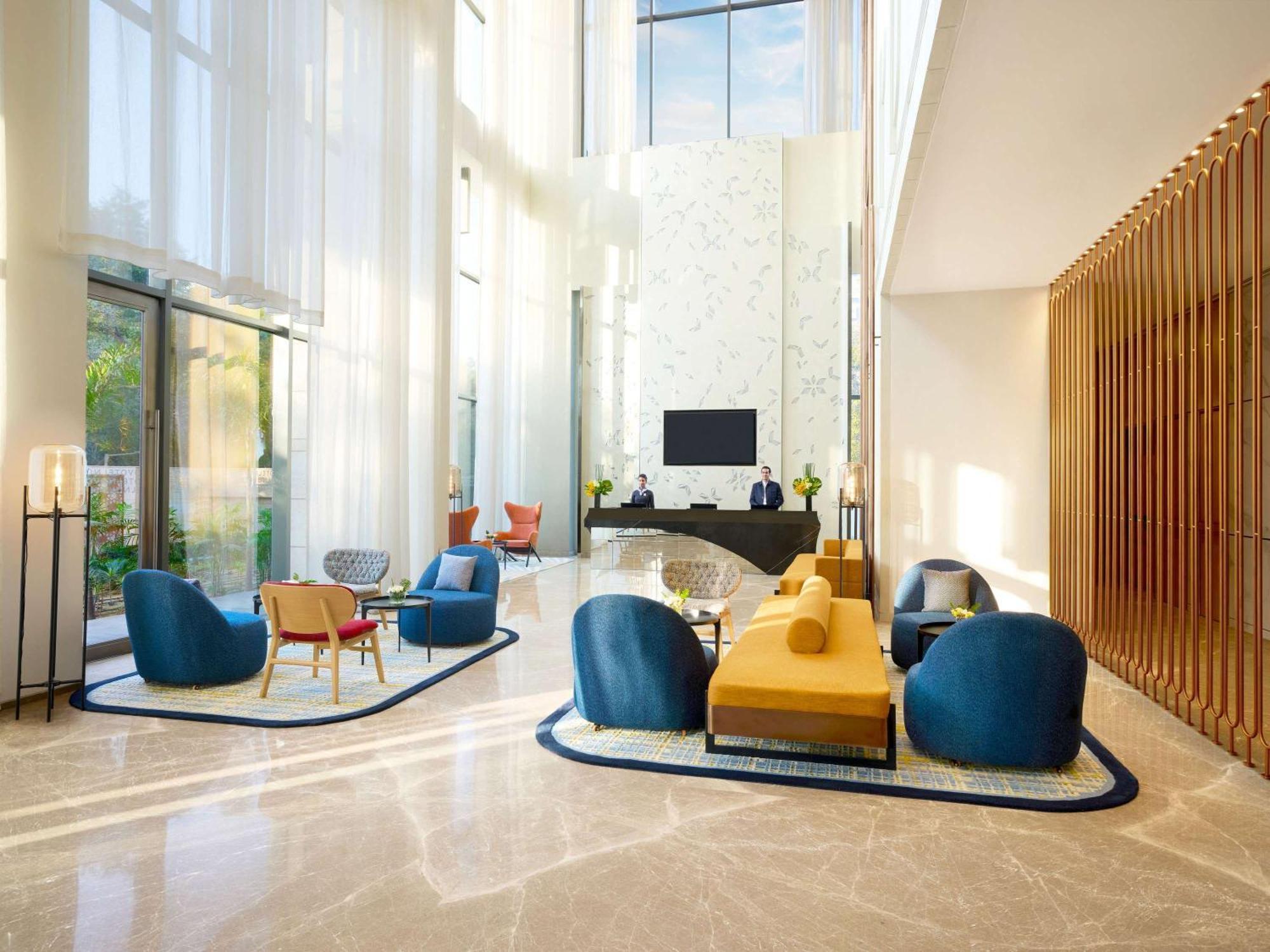 Novotel New Delhi City Centre Exterior photo